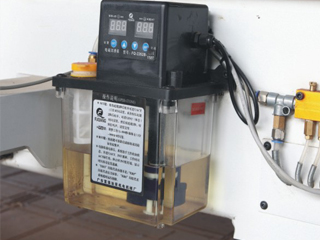 HL408GN數控加工中心（拉米諾）